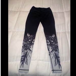 Floral Black and Gray Leggings
